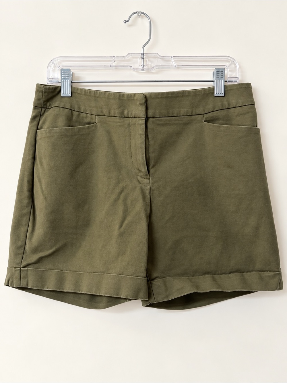 Apt. 9 Olive Green Fold-Cuff Women’s Shorts